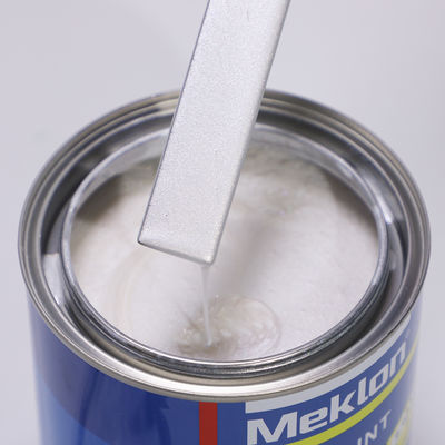 Высокий твердый авторефиниш 1K Грубая белая жемчужная лака Высокий блеск Прозрачная смесительная система покрытия смолы Жидкое покрытие Спрей фабрика