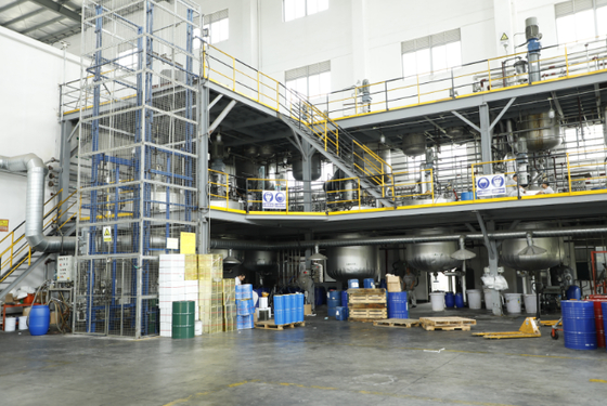 Сверхбелый переодетый автомобиль краска гладкая отделка Практическая для FAW Toyota 040